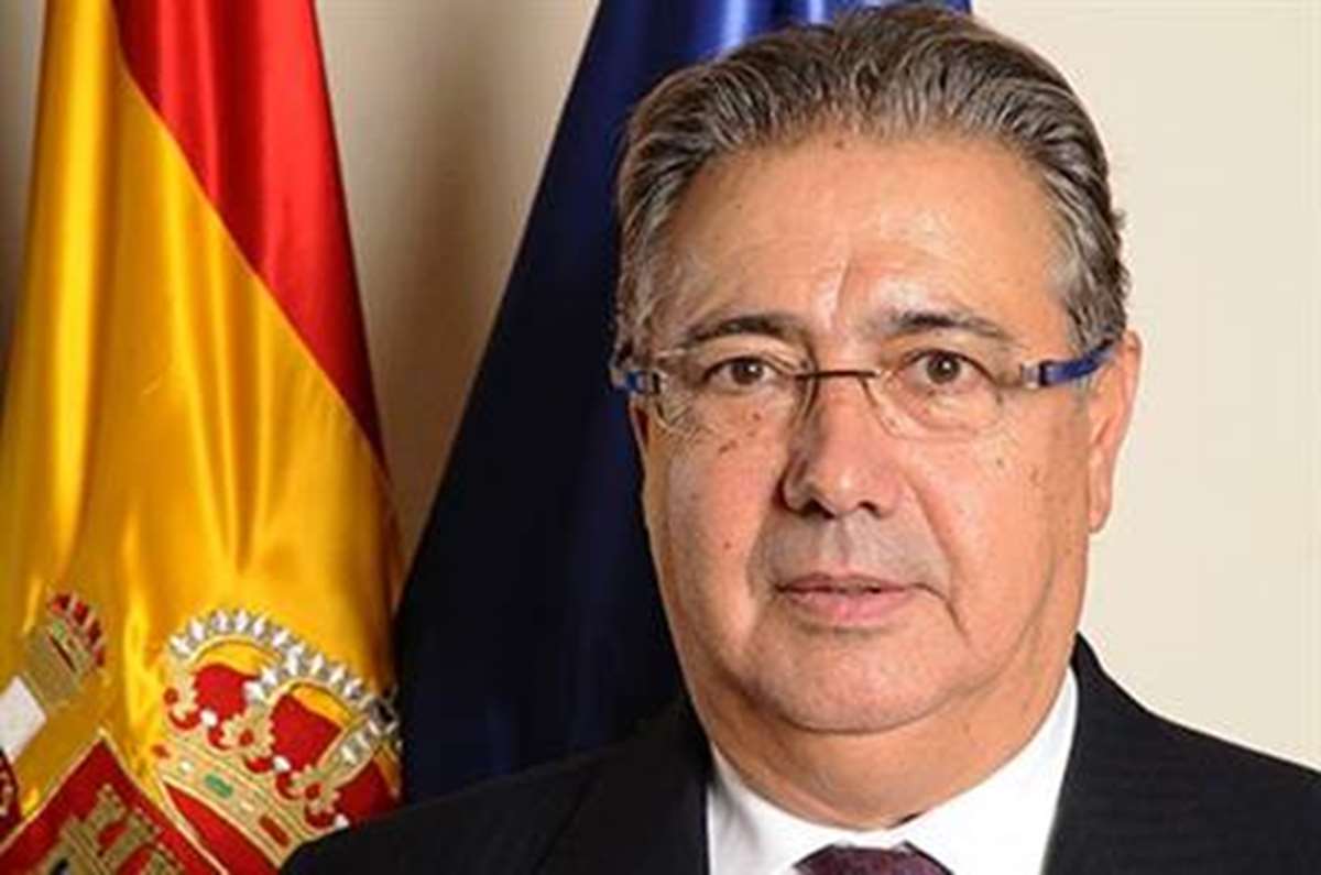 Jorge Javier Vázquez "obligado" a salir a las puertas del teatro a vender entradas
